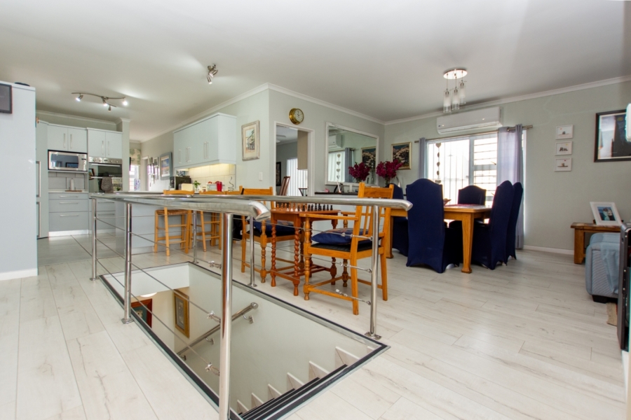 3 Bedroom Property for Sale in Velddrif Western Cape